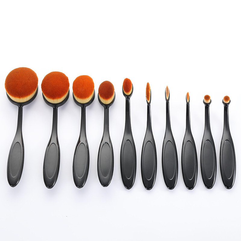 cosmetic brush