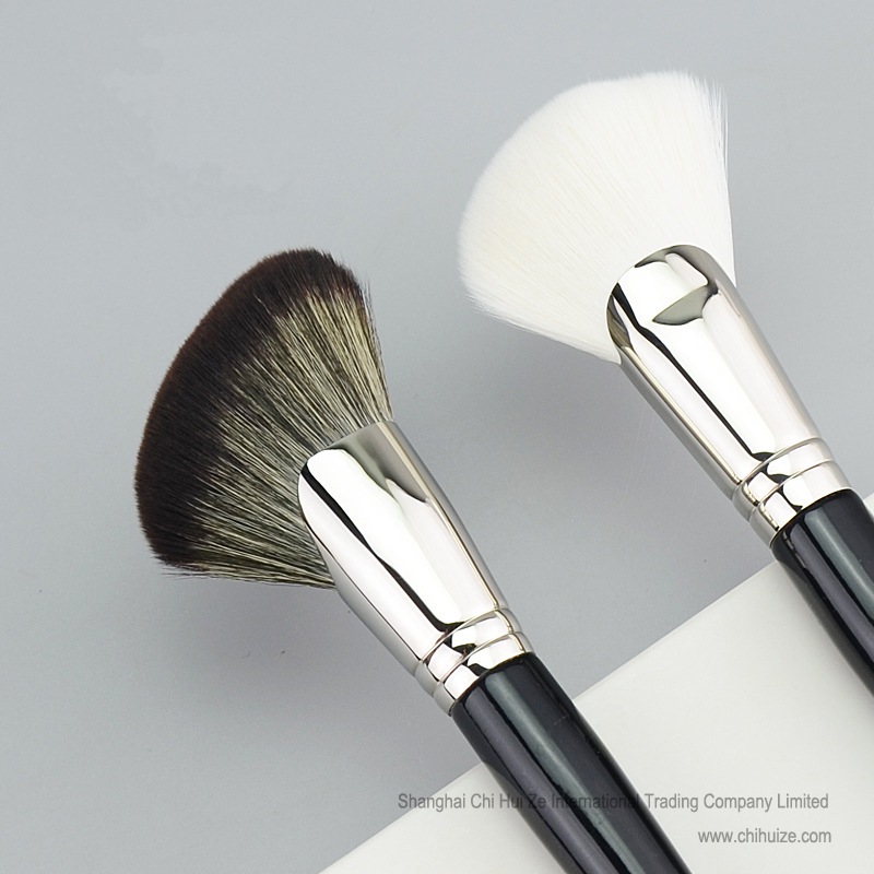 Powder Brush