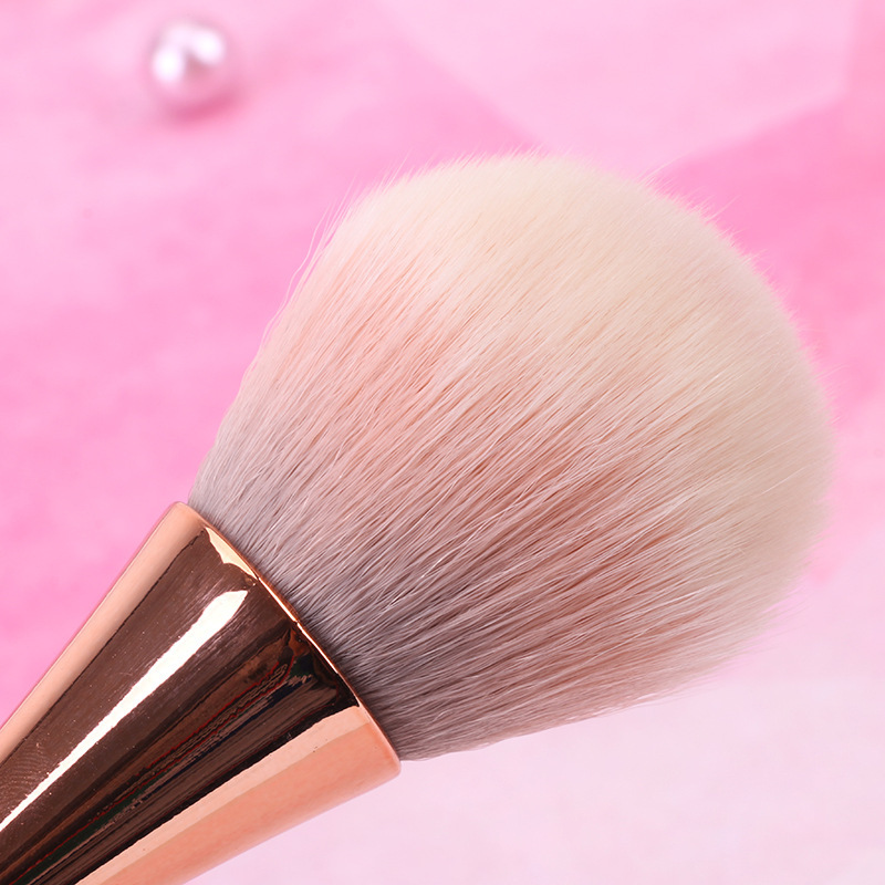 Cosmetic Brush